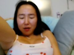 Amateur Asian babe solo masturbation