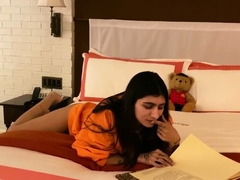 Paki Slut Mia Khalifa Comes Back To Porno